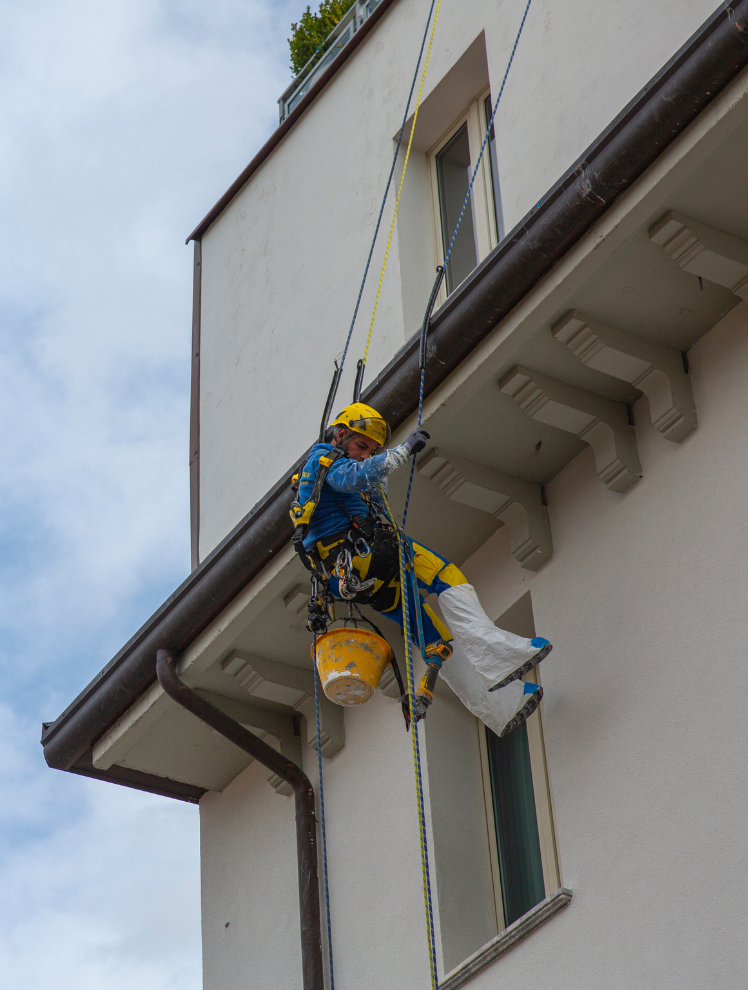 Sostituzione grondaie edilizia acrobatica