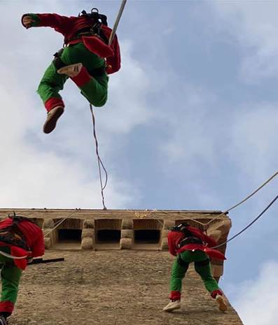 Tutti gli Eventi dei Babbi Natale e delle Befane acrobatiche