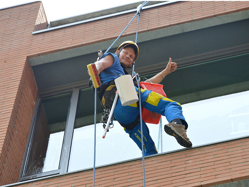 PRONTO INTERVENTO A COMO,  AD AGOSTO CI SIAMO!
