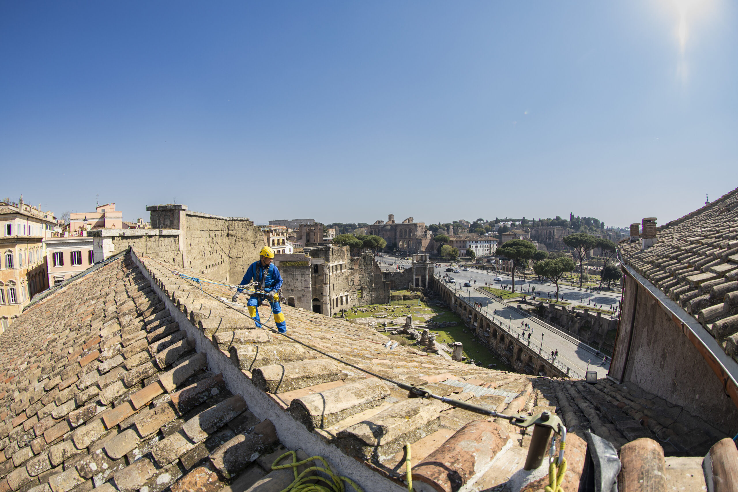 Pulizia e sostituzione gronde, Manutenzione Manto di Copertura, Associazione dei Cavalieri Italiani a Roma.